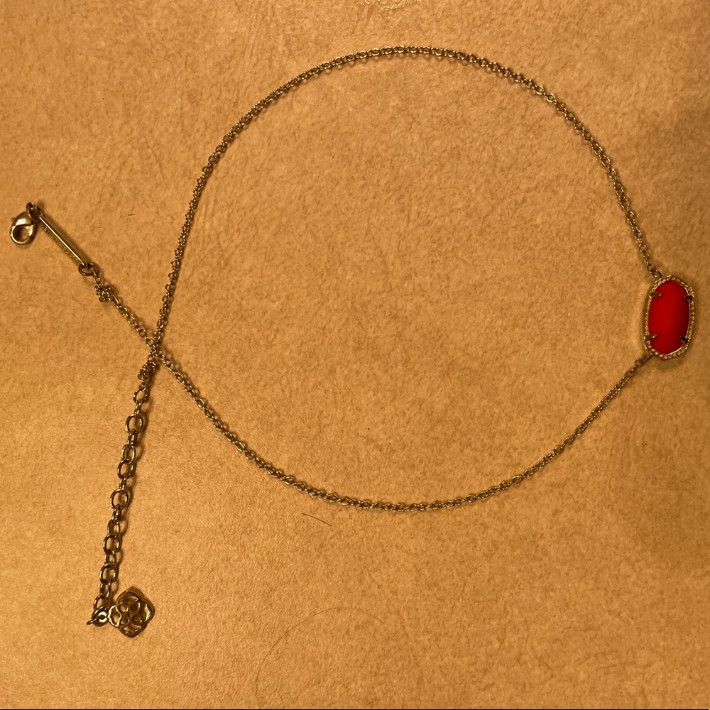 Kendra Scott necklace great condition